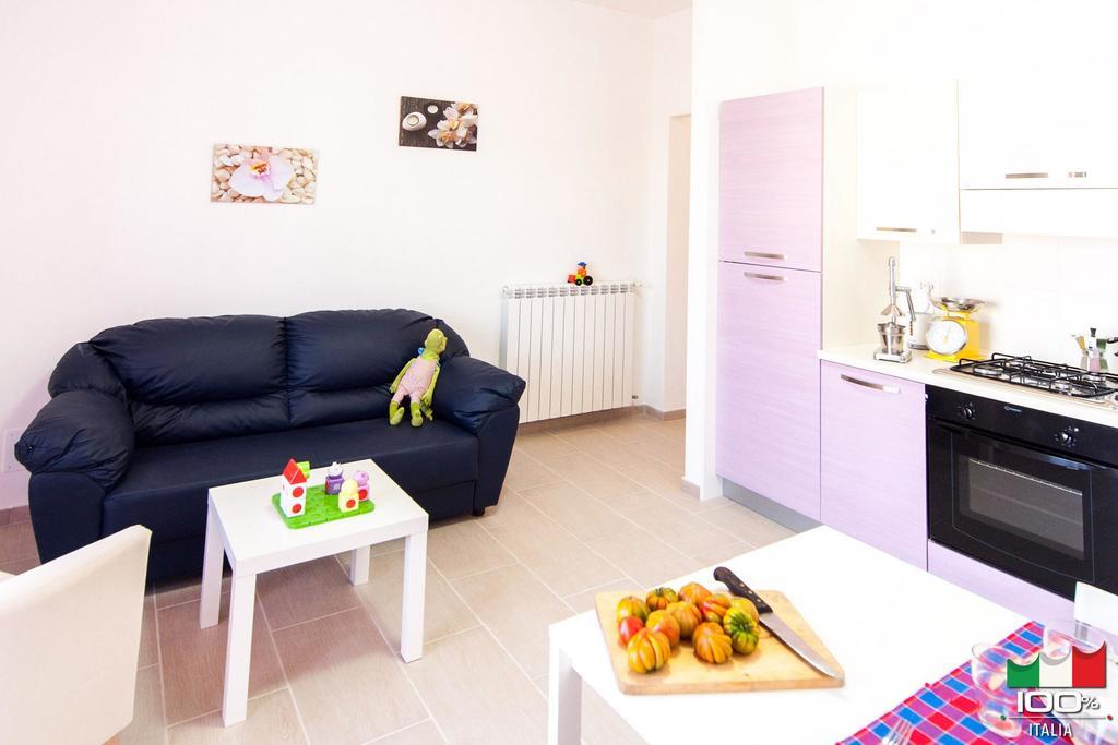 Cherry House Minturno Εξωτερικό φωτογραφία